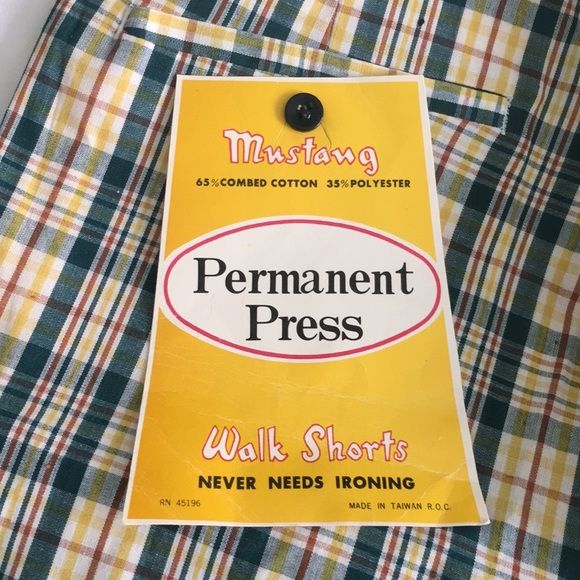 Brand New, Unworn, Vintage 60’s Men Walking Shorts - Picture 2 of 3